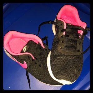 Girl’s Nike Size 3